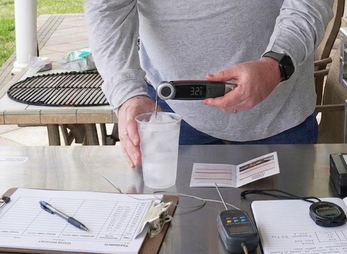 key-features-in-a-deep-fryer-thermometer